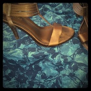 Kenneth cole reaction heels